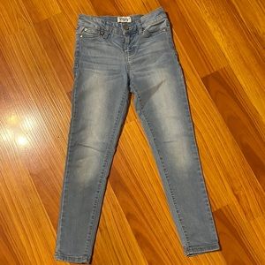 Revery jeans size 7